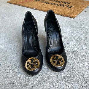 TORY BURCH Chelsea Wedge